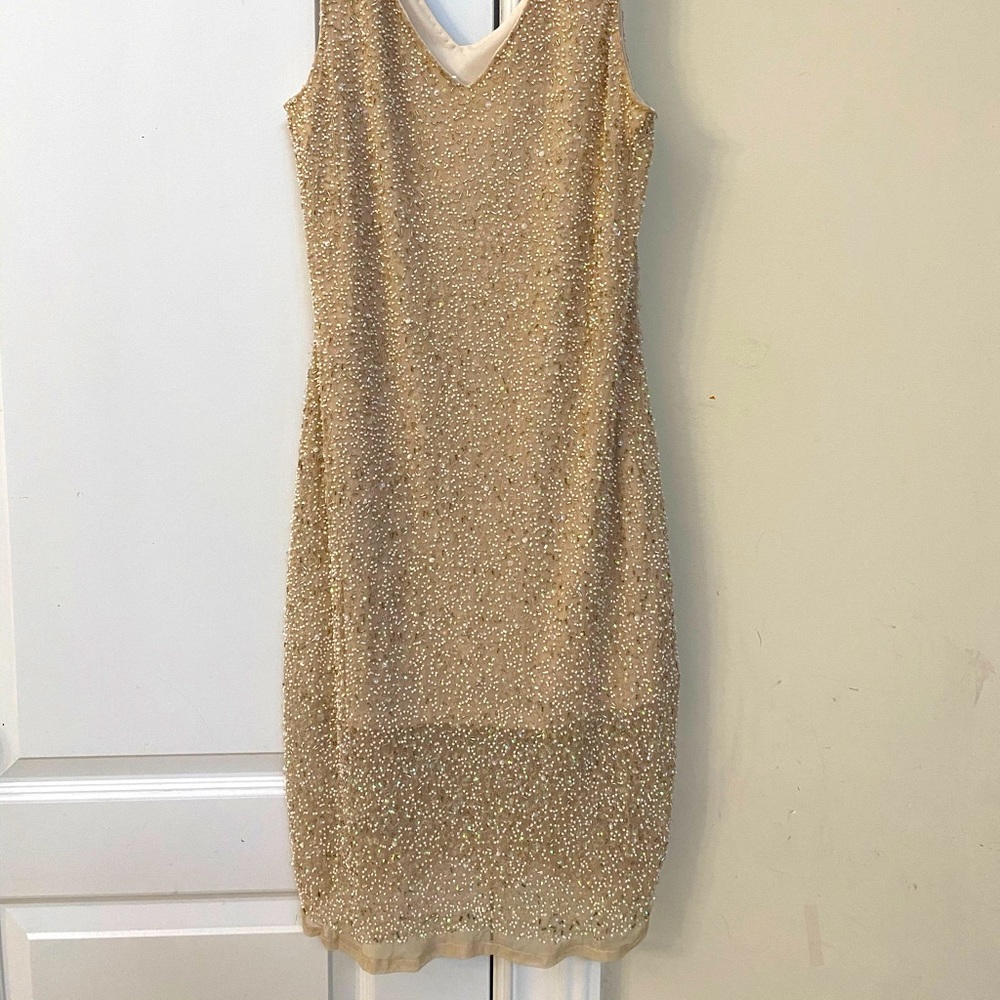NWOT Boutique women’s size 6 beaded knee length dress